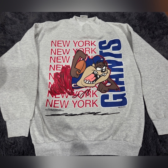 Other - Tultex Gray New York Giants Sweater Tazmanian Devil